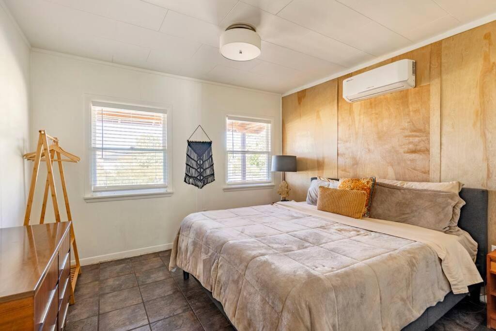 Jt'S Star Catcher Cabin - Hot Tub Yucca Valley Εξωτερικό φωτογραφία