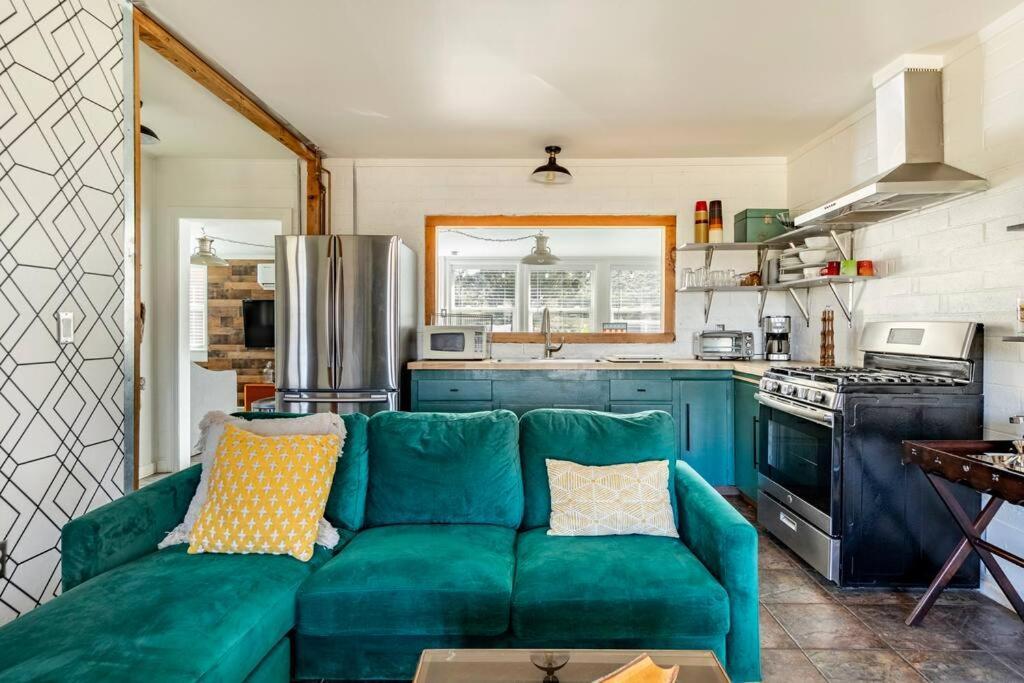 Jt'S Star Catcher Cabin - Hot Tub Yucca Valley Εξωτερικό φωτογραφία