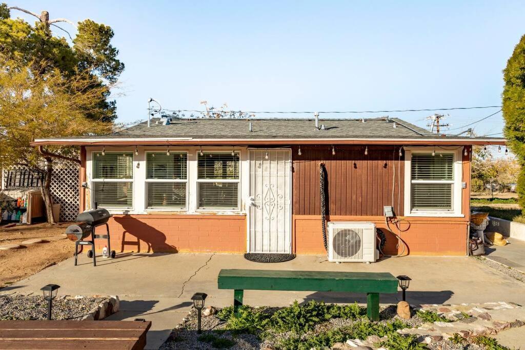 Jt'S Star Catcher Cabin - Hot Tub Yucca Valley Εξωτερικό φωτογραφία