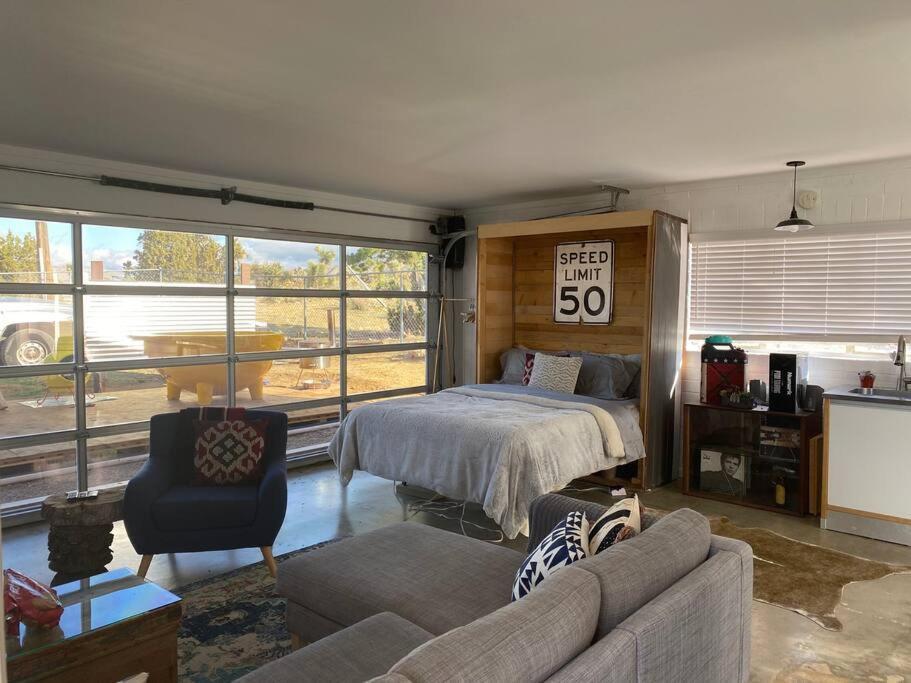 Jt'S Star Catcher Cabin - Hot Tub Yucca Valley Εξωτερικό φωτογραφία